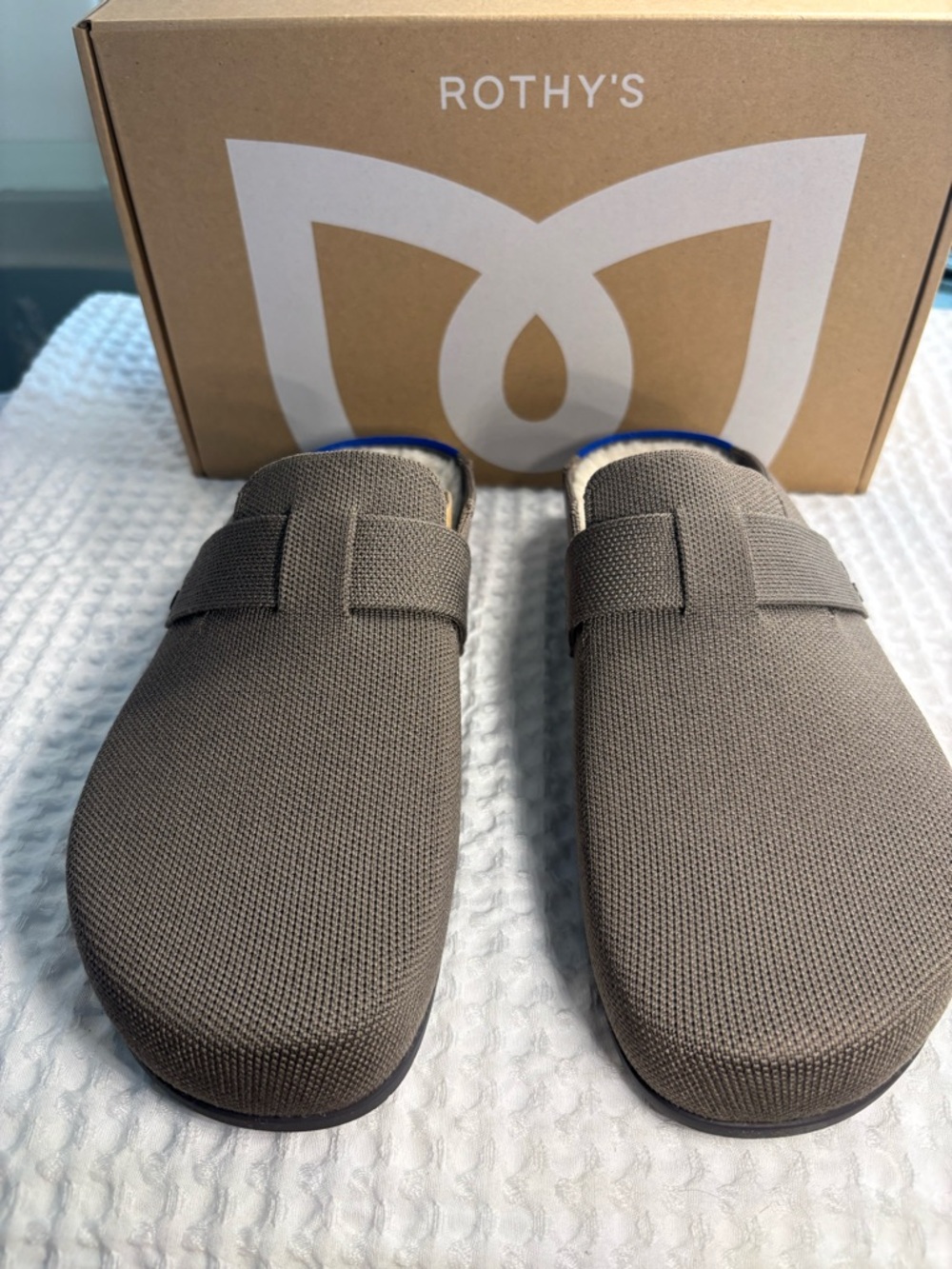 Rothy's Men's Slip-On Loafers in Taupe Knit Sparrow